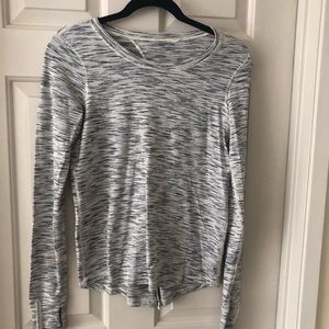 Lululemon top